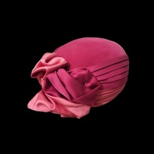 Antique felt & satin 1940s hat